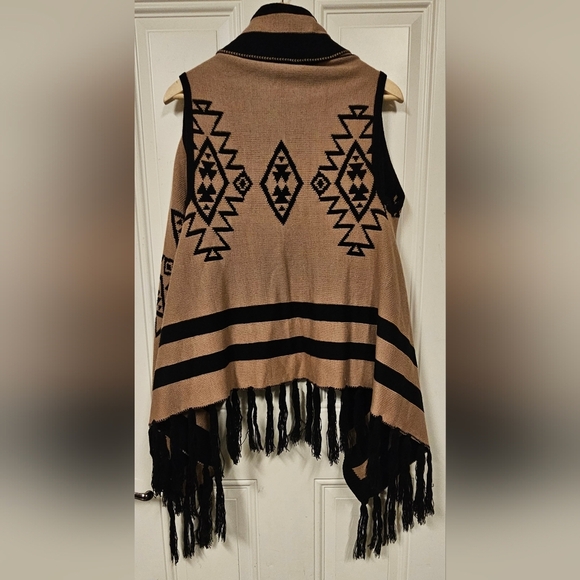 Southwestern Aztec Boho Tassel Reversible sweater vest black tan cream size M - Picture 5 of 11